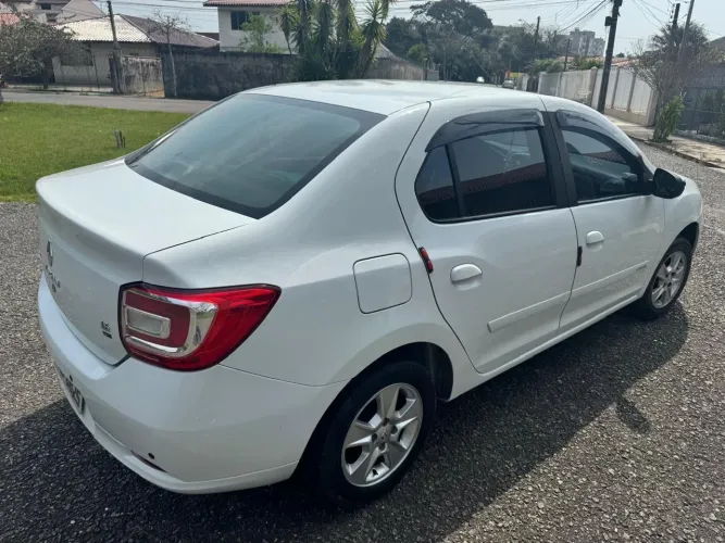 Renault Logan Dyna. Easyr Hi-flex 1.6 8V 2017