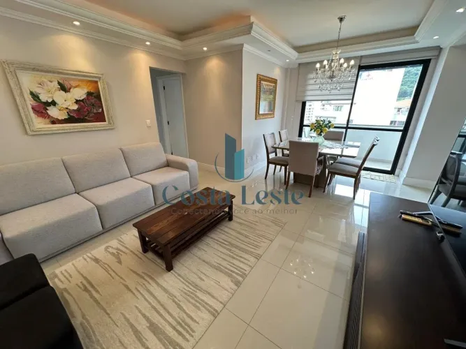 Excelente apartamento de 3 dormitórios totalmente mobiliado no Centro