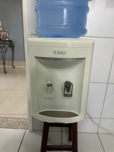 Bebedouro IBBL compacto de mesa branco 
