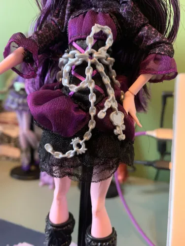 Acessorio Monster High, correntes da Twyla Haunted