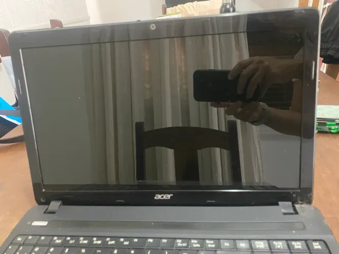 Notebook Ace Aspire com defeito