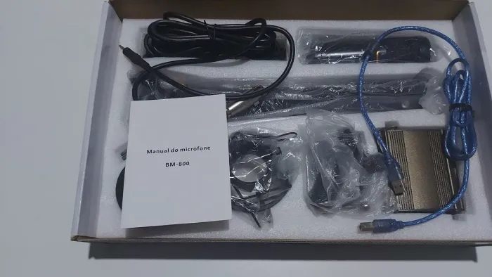 Microfone condensador BM800 com phanton power profissional