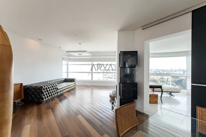 Apartamento à venda no Água Verde no Ed. Tibet ARYA1