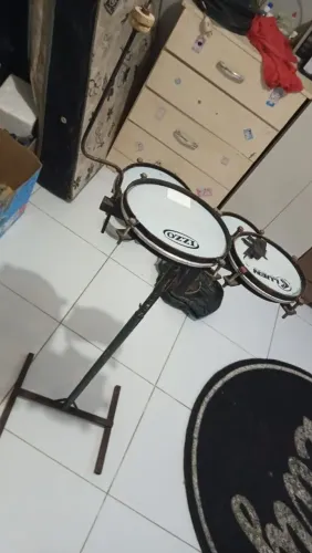 PERCUSSÃO DE 4 TONS E CANHÃO 