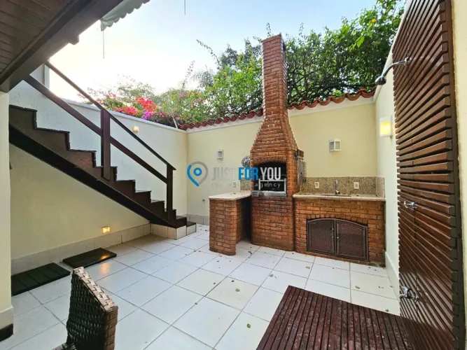 Casa com 4 dormitórios para alugar, 250 m² por R$ 10.470,00/mês - Recreio dos Bandeirantes