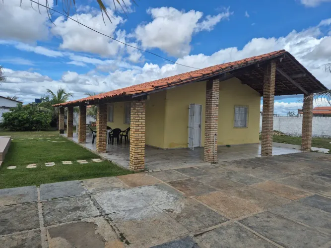 Casa para familia pequena, maiores informa çoes nos chame no zap