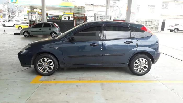 Ford Focus 1.6 S/se/se Plus Flex 8v/16v 5P 2009