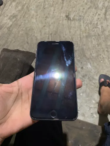 IPHONE 8 PLUS