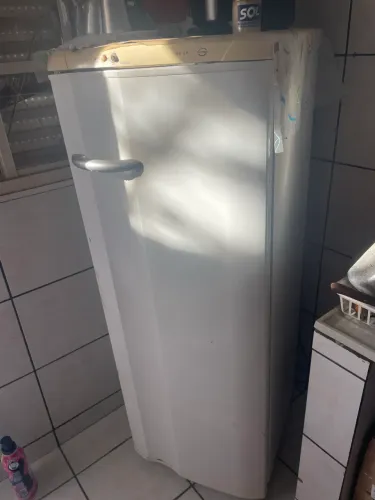 Geladeira barata 