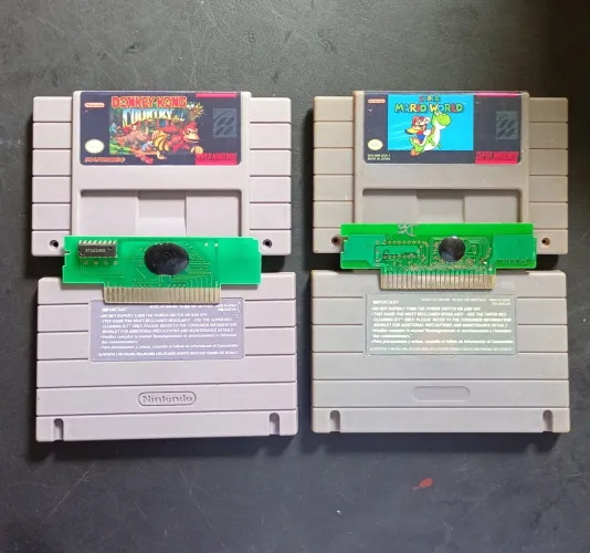 Donkey Kong Country 1/ Super Mario World (Paralelos, Não Salva!)