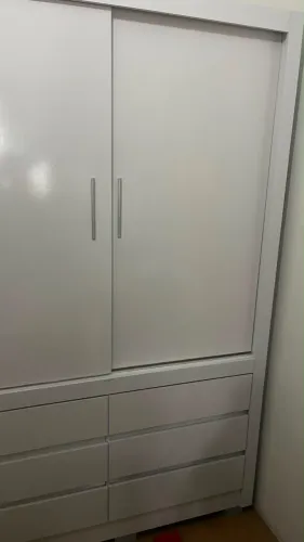 Guarda roupa Branco
