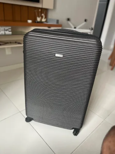 Mala de Viagem Sestini NOVA (3 meses de comprada)