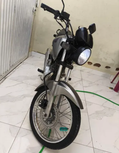 Vendo Titan 150