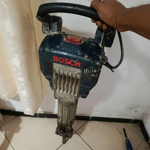 Martelete demolidor bosch 16k