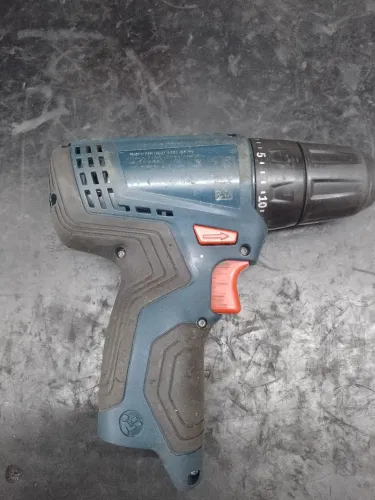 Parafusadeira Bosch GSR 120 LI, revisada, apenas a máquina sem bateria e carregador 