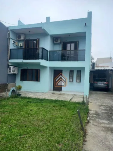 Sobrado 4 dorm, 1 suíte, bairro Sumaré, Alvorada
