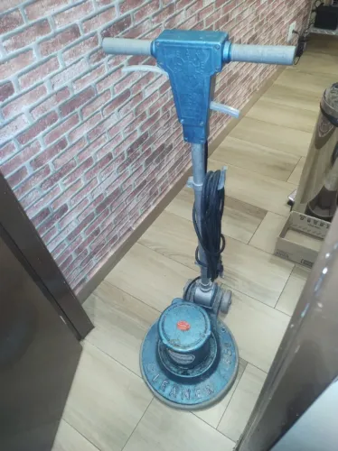 Enceradeira industrial cleaner 350