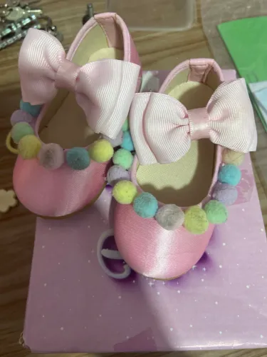 Sapatinho Pompom tamanho 18 circo rosa