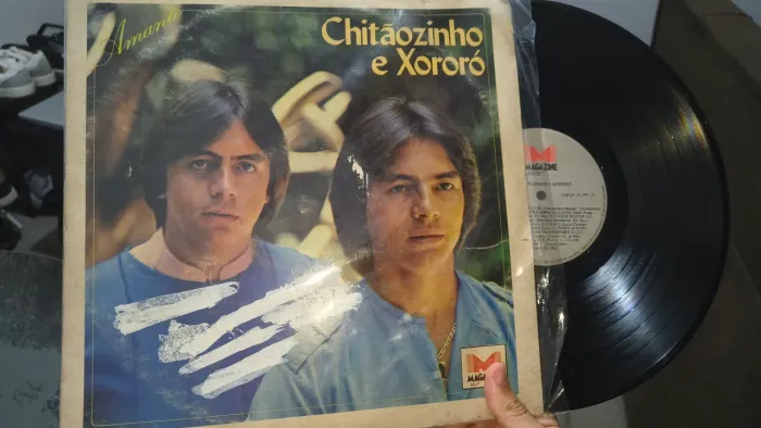 Vinil Chitãozinho & Xororó 1984.
