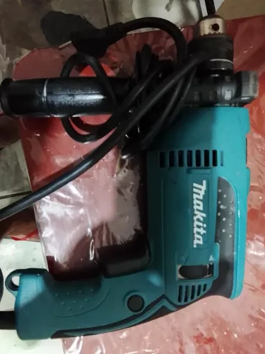 Furadeira makita impacto 