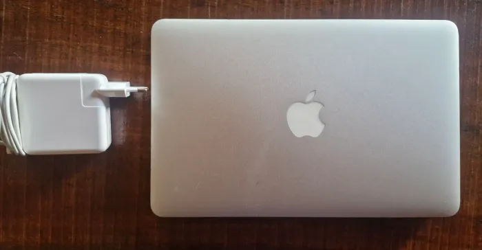 Notebook Macbook air 11" polegadas - bateria perfeita