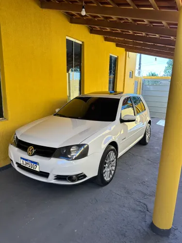 Volkswagen Golf Sportline 1.6 MI Total Flex 8V 4P 2014