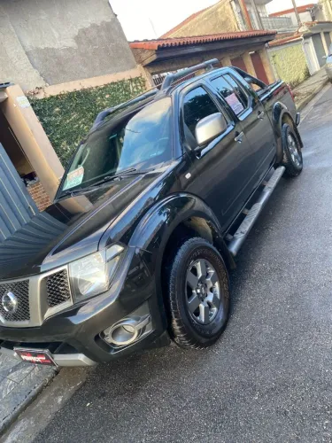 Nissan Frontier SV At.cd 4X4 2.5 TB Diesel Mec. 2014