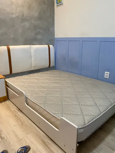 Base cama montessoriana infantil + cabeceira modular + colchão novo.