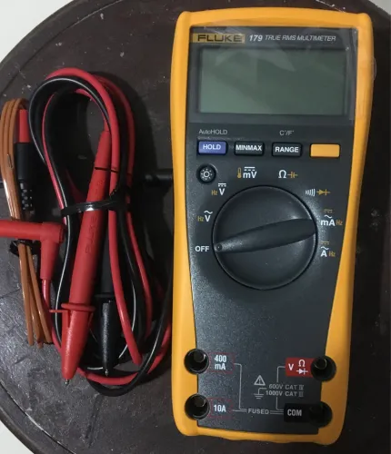 Multímetro original fluke 179 true rms com sonda K