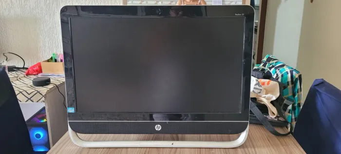 Computador HP Pavilion 23 AIO - Ótimo Desempenho / Detalhe na Tela6