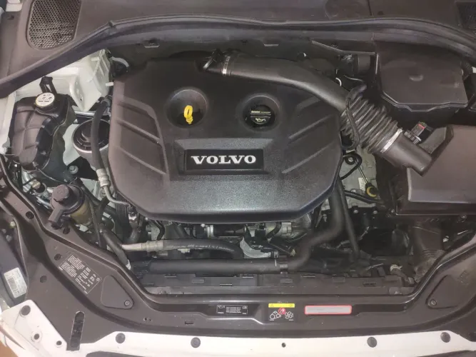 Volvo XC 60 2.0 T5 5P 2012