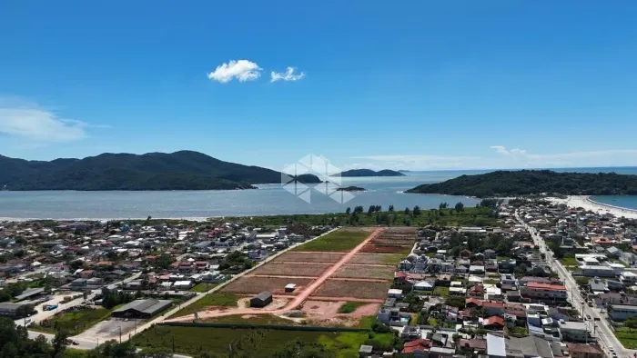 Terreno no bairro Praia do Sonho, em Palhoça - SC