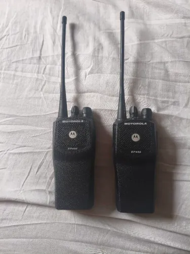 VENDO RÁDIO COMUNICADOR MOTOROLA EP450