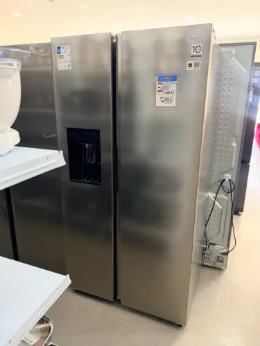 Refrigerador Midea 570 litros, Side by Side, duas portas, inox, 127 V?