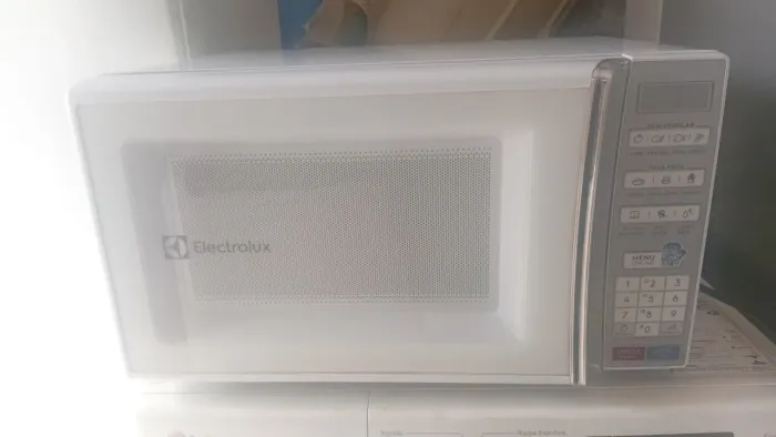 Micro-ondas Electrolux MB37R 27L 127v
