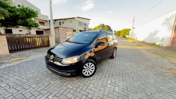 Volkswagen Spacefox 1.6/ 1.6 Trend Total Flex 8V 5P 2012