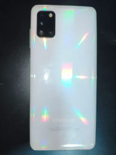 Celular a31 usado