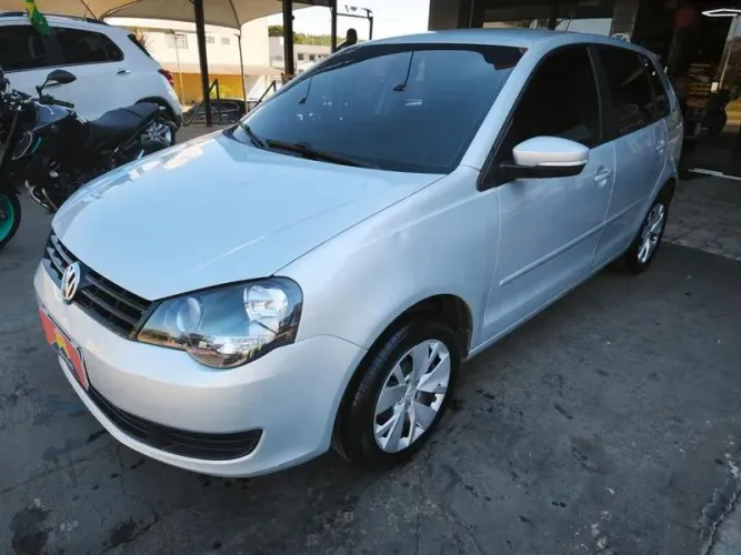 Volkswagen Polo 1.6 E-flex 8V 5P 2012
