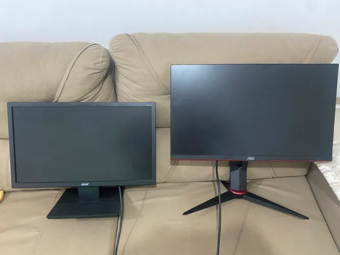 Monitor AEC Hero 144hz 24? e monitor Acer 21.5?