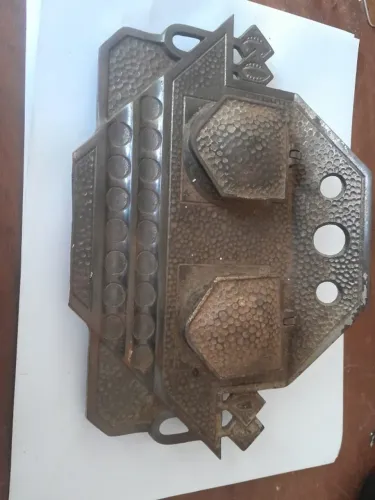 tinteiro antigo de ferro