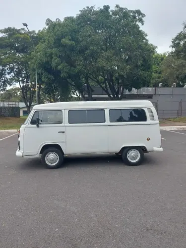 Volkswagen Kombi Standard 1.4 MI Total Flex 8V 2009