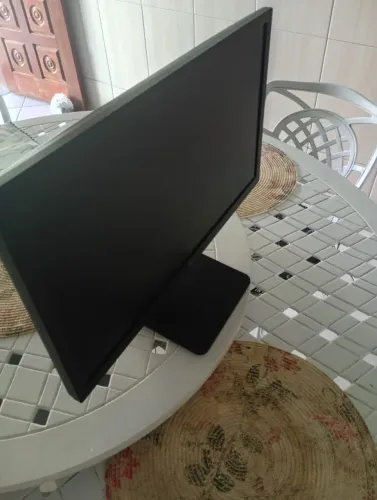 Monitor LG 21,5" Full HD IPS - Modelo 22MP410-B | Excelente Estado