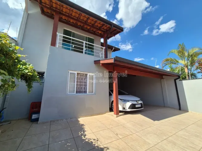 Conforto, espaço e lazer para viver bem: casa à venda no Jardim Europa, Jaguariúna/SP, com