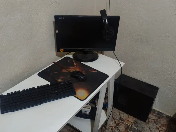 Computador Completo em Ótimo Estado - Pronto para Usar