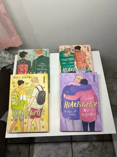 livros - heartstopper