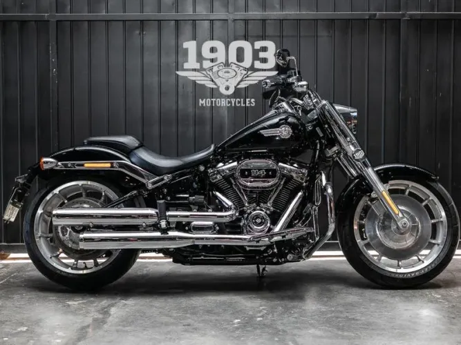 HARLEY-DAVIDSON FL FBS 2022