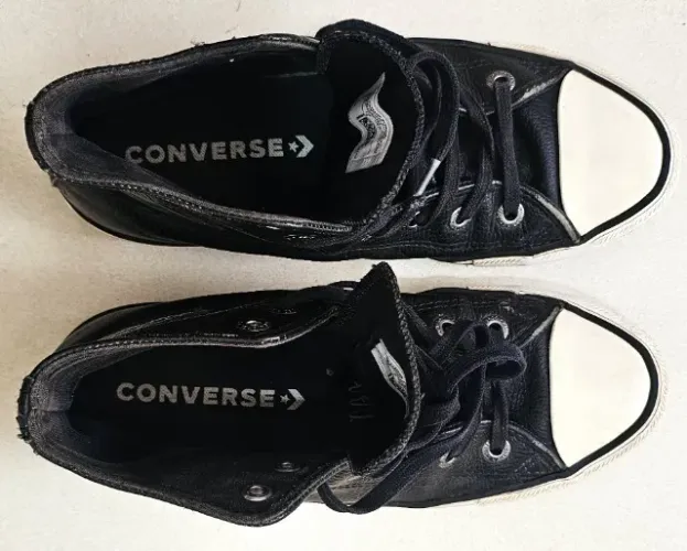Converse All Star Couro Preto Chuck Taylor