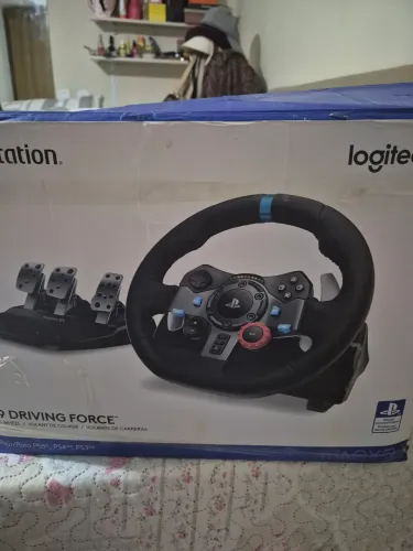 Volante pedal e caimbro Logitec