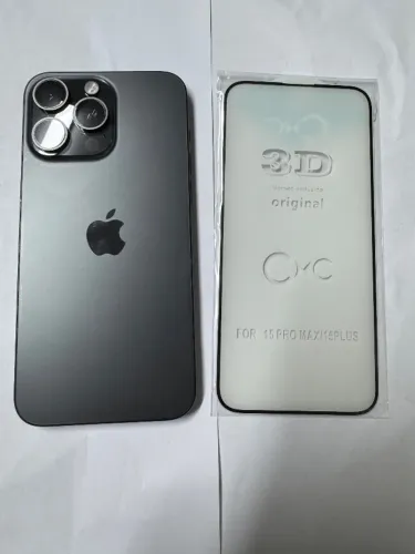 iPhone 15 Pro Max 256GB preto titânio - como novo, impecável.
