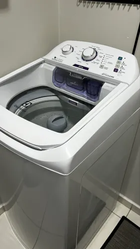 Máquina de Lavar Electrolux 8,5kg Branca Turbo Economia com Jet&Clean e Filtro Fiapos
